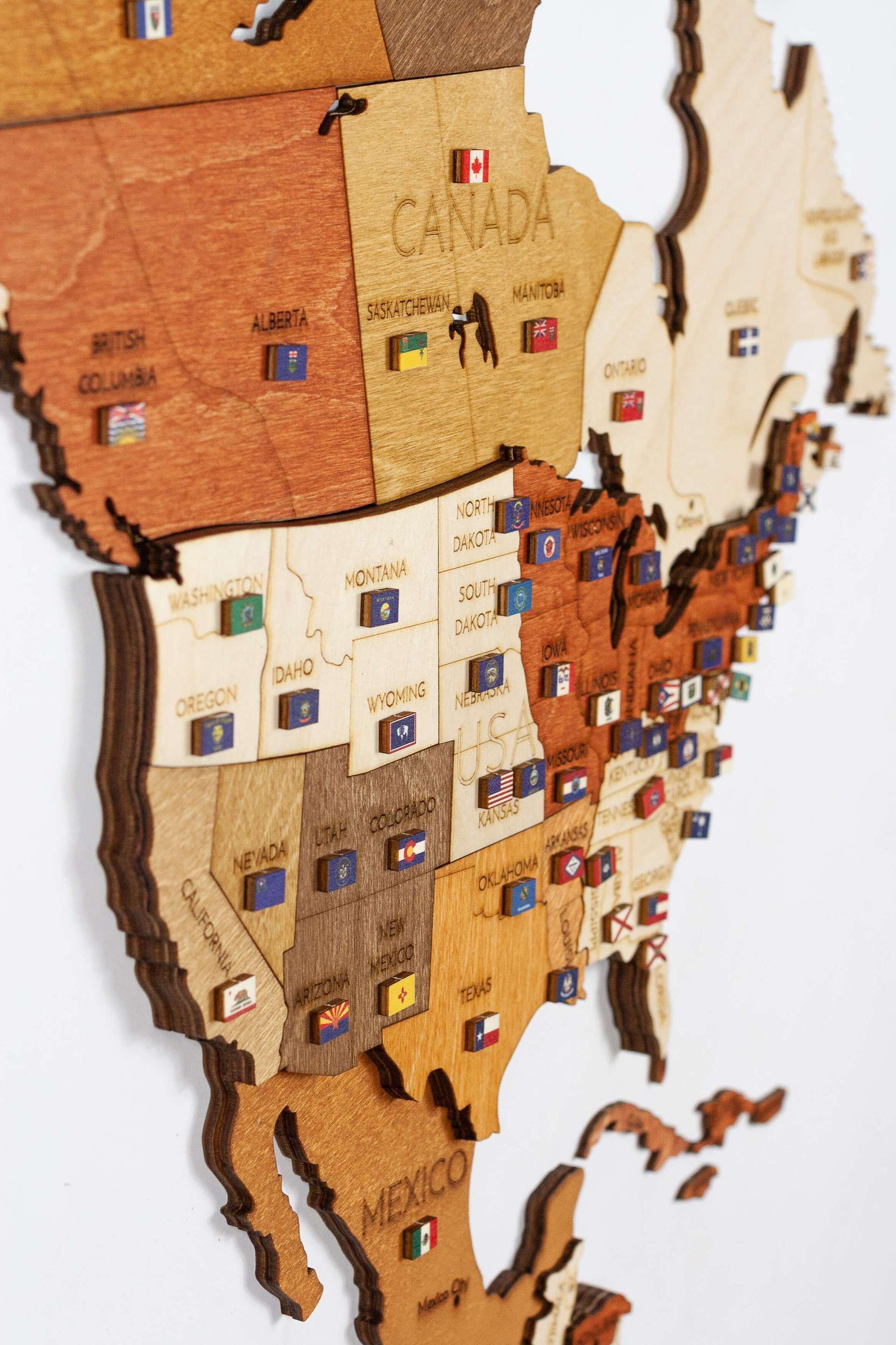 Banderas del mundo de madera