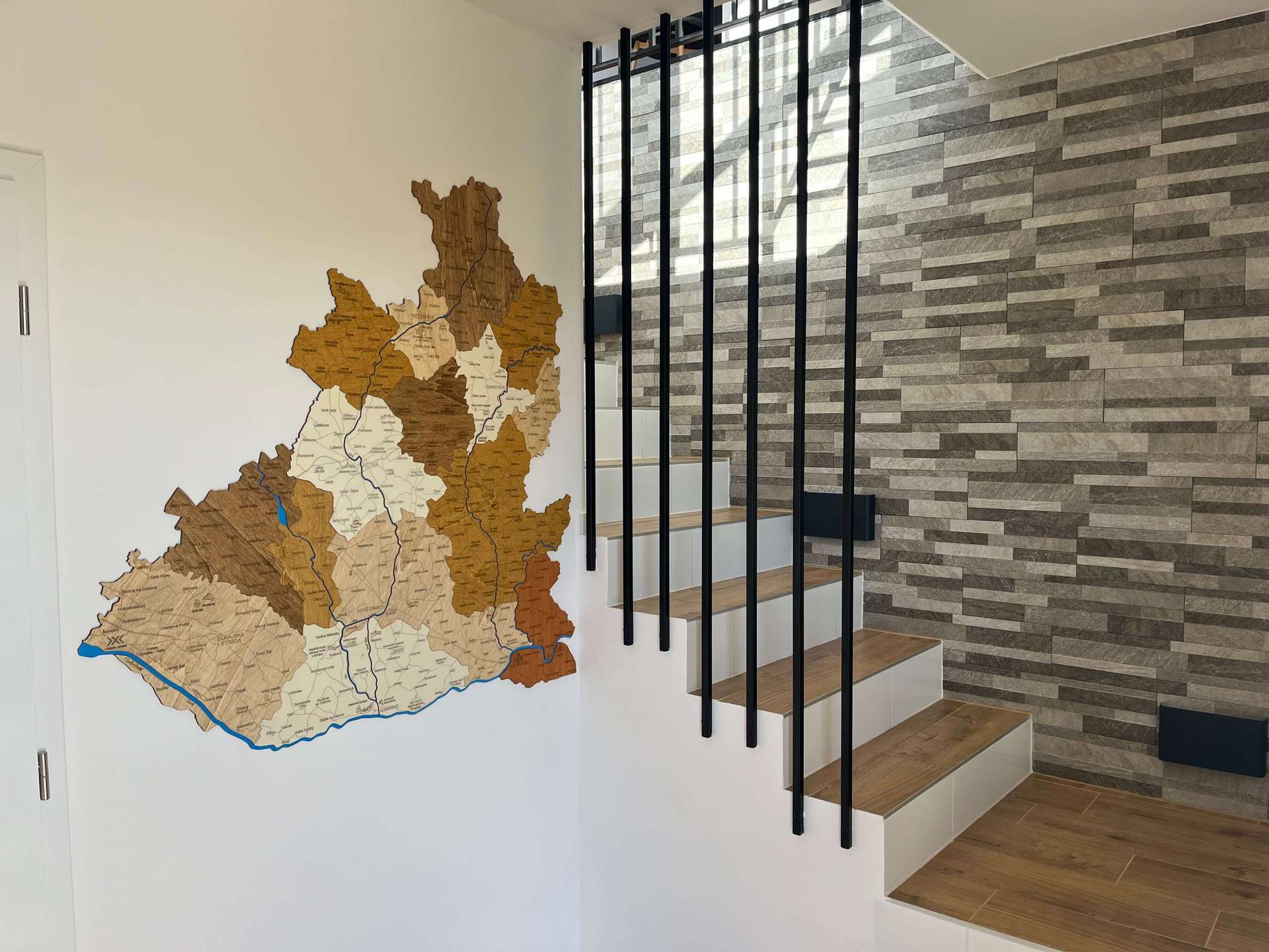 Wooden Stuff - Customer Installations