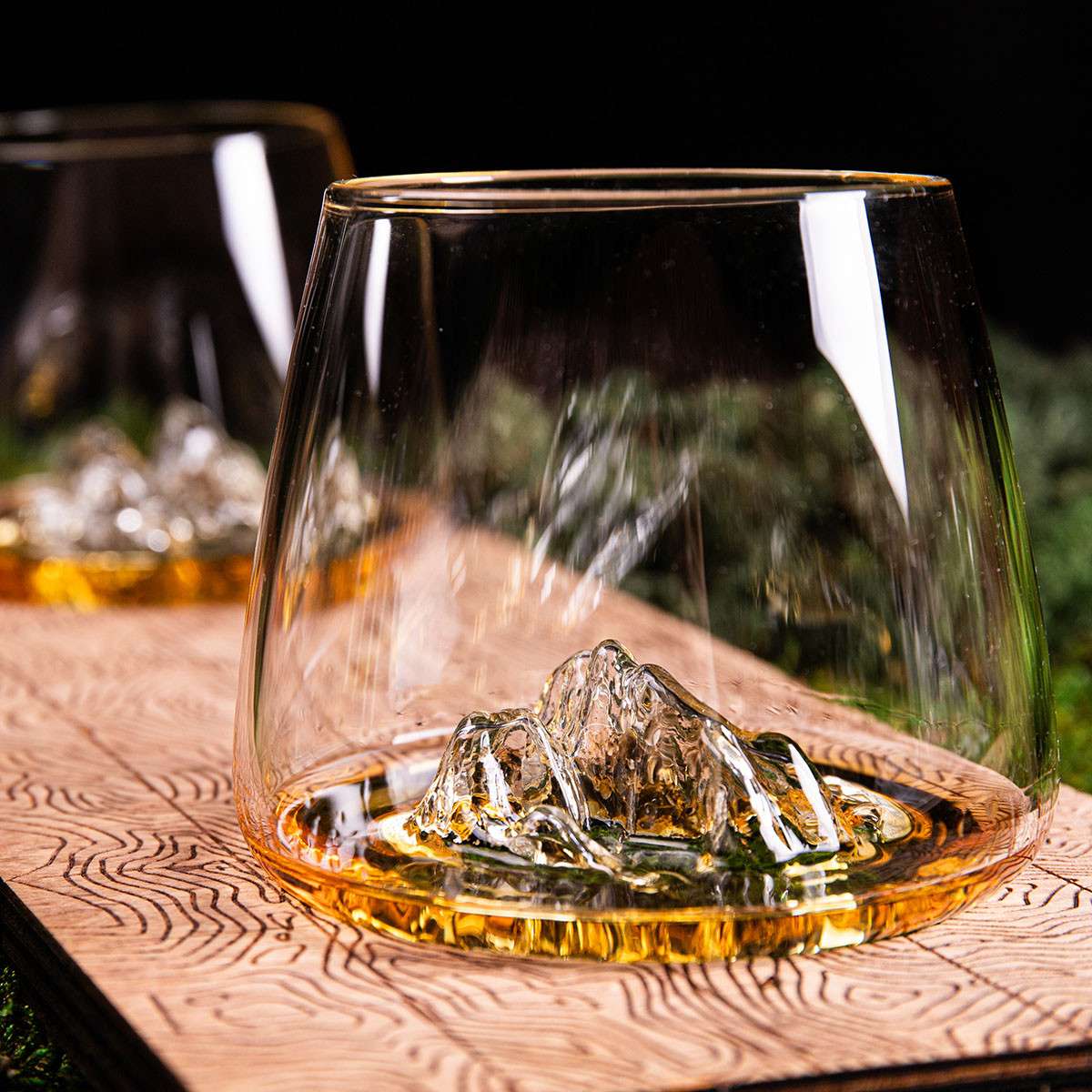 Alaskan Maker Espositore topografico  per 2 bicchieri da liquore