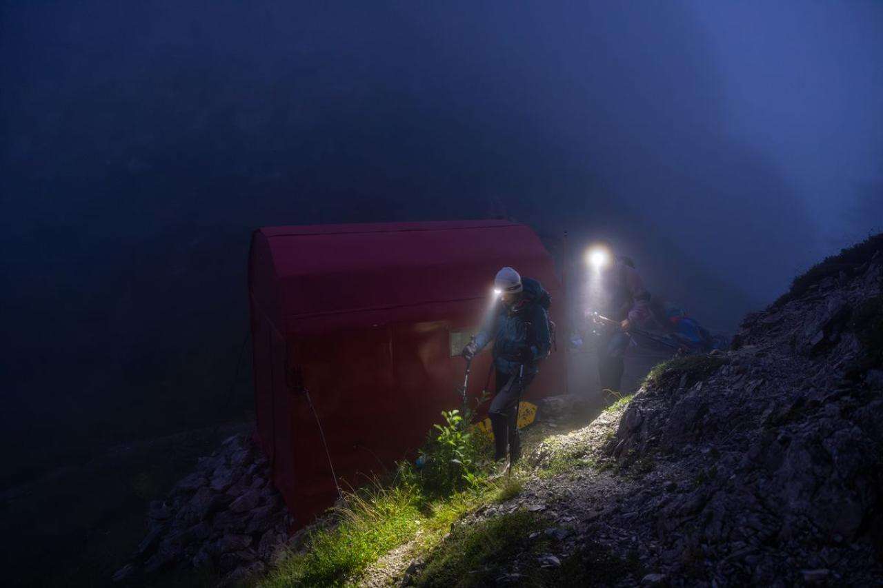 Čelna svetilka Petzl ACTIK
