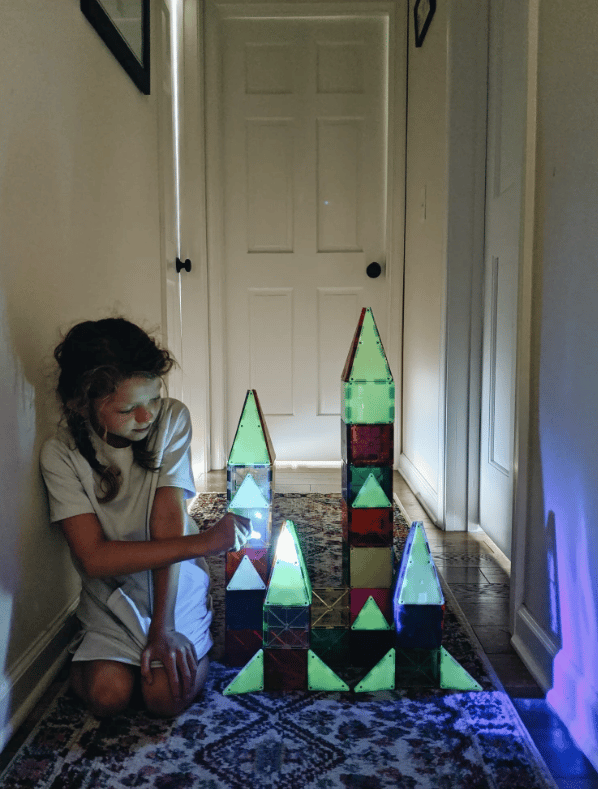 Magna-Tiles Glow 16-dielna stavebnica