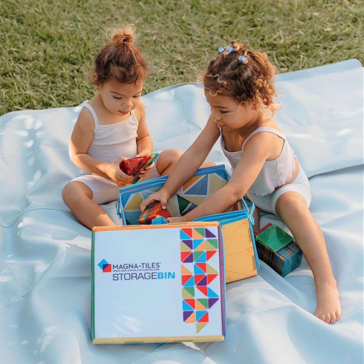 Magna-Tiles úložný kôš a interaktívna podložka na hranie