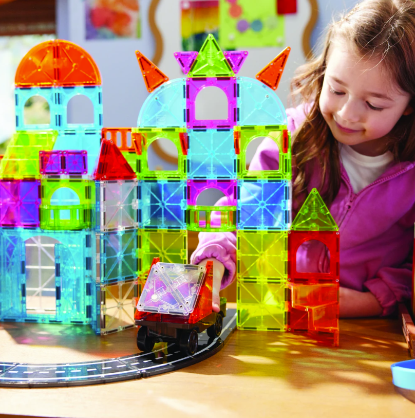 Magna-Tiles Centrum mesta