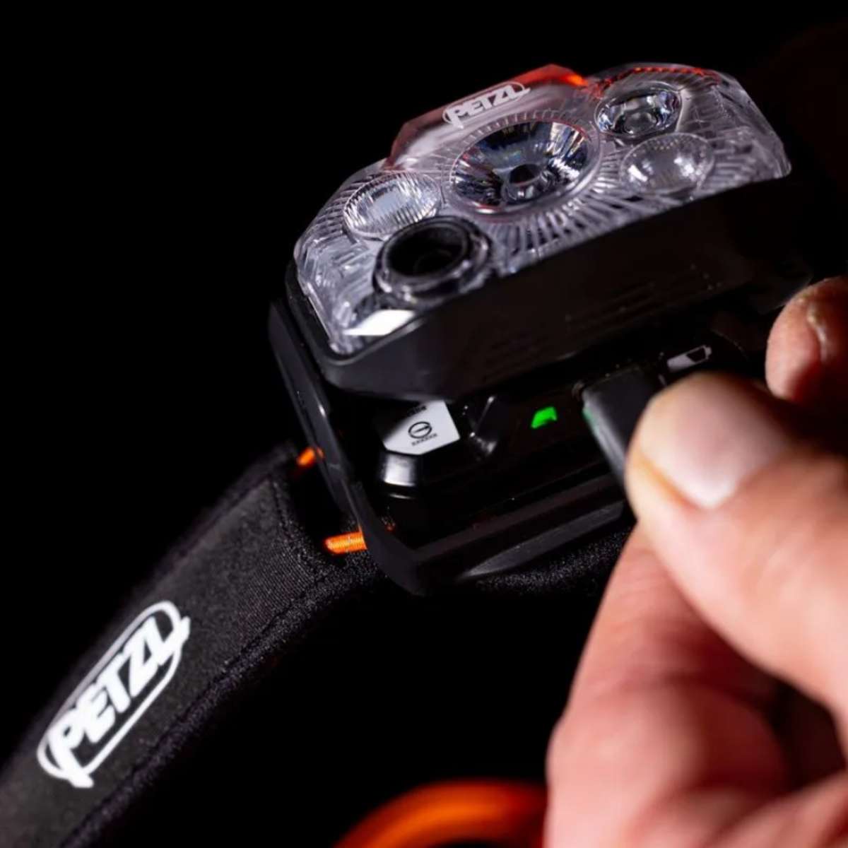 Lanterna frontală Petzl Swift RL Classic (2026)