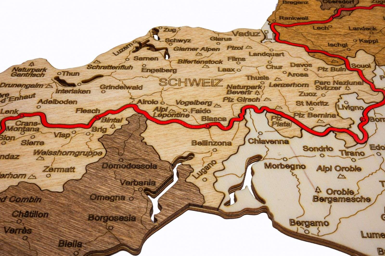 Hölzerne Karte der Via Alpina