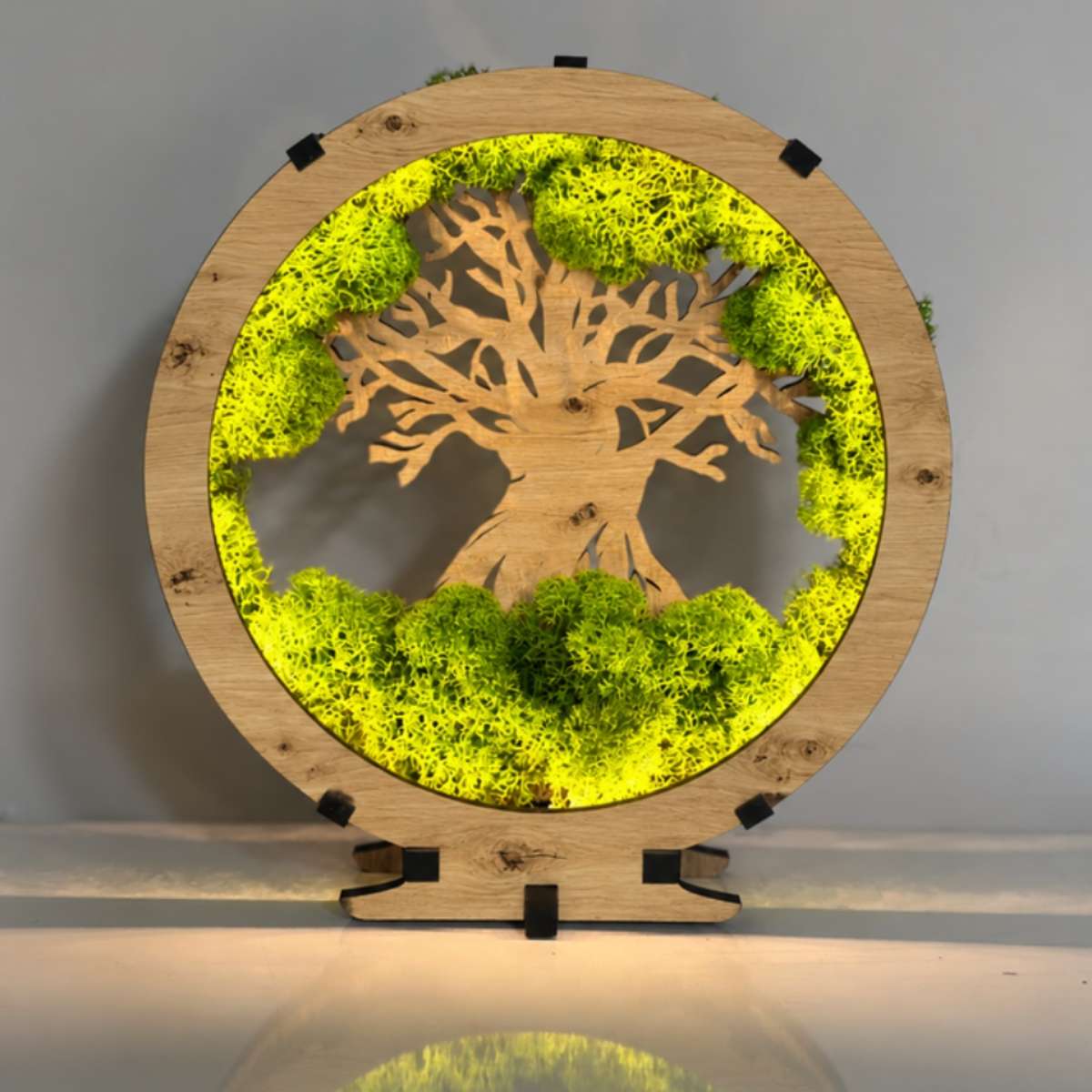 Houten LED-lamp „Mos en boom“ 20×22 cm