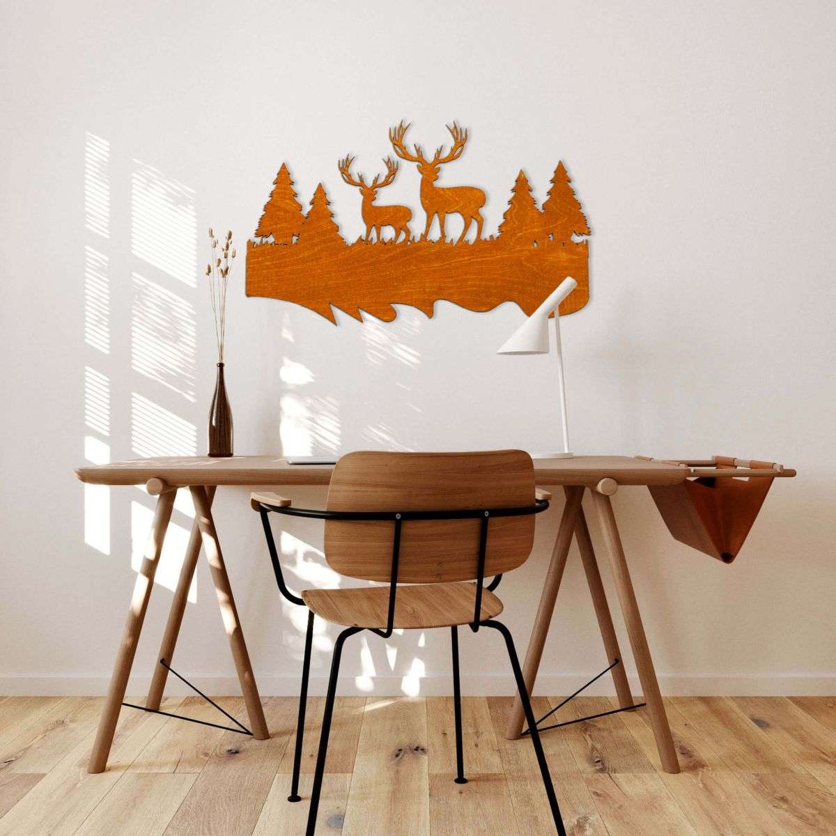 2 cervi con decorazione in legno