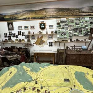 Public Installation - Guculšina muzeum v Deliatyni