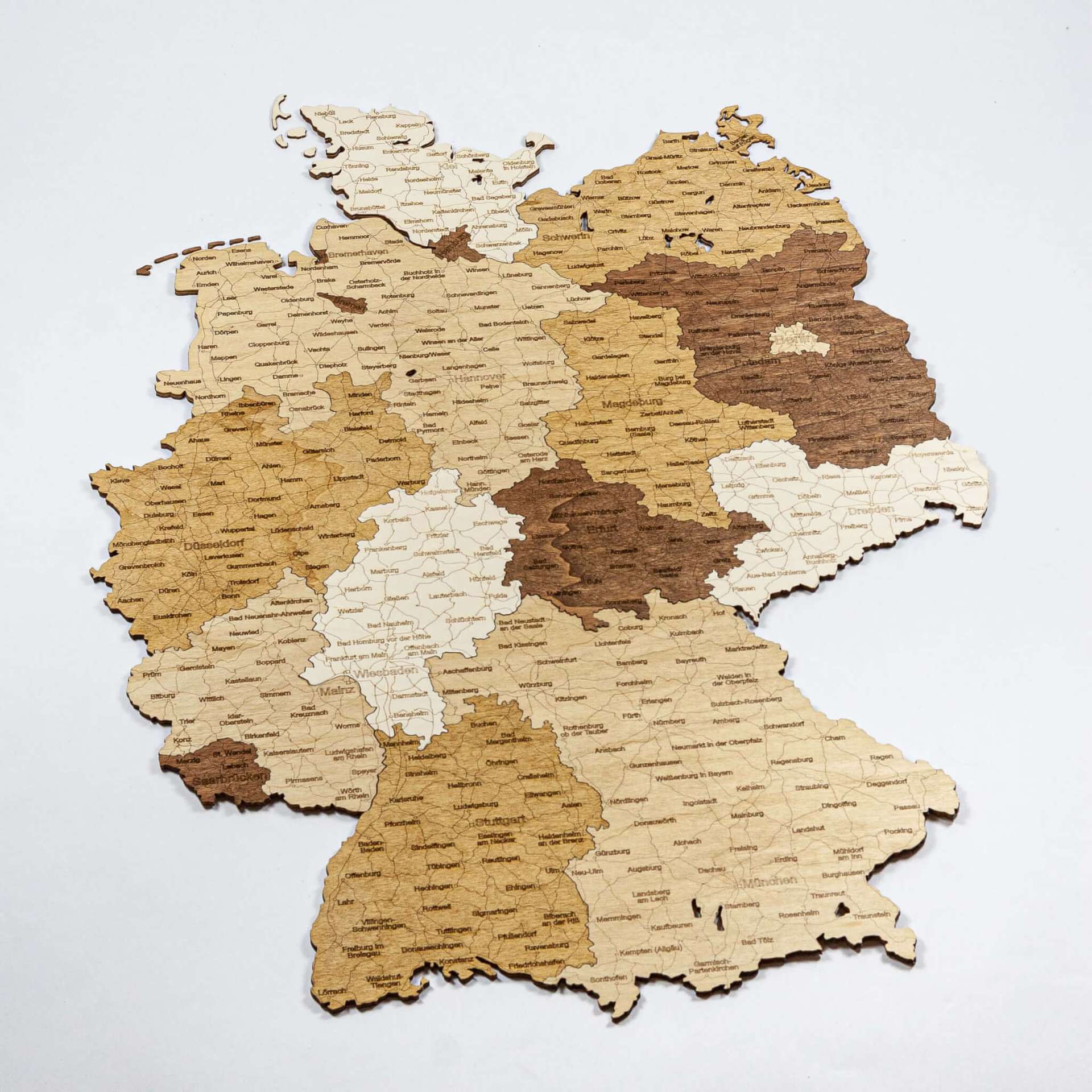 Holzwandkarte von Deutschland - große Wanddekoration