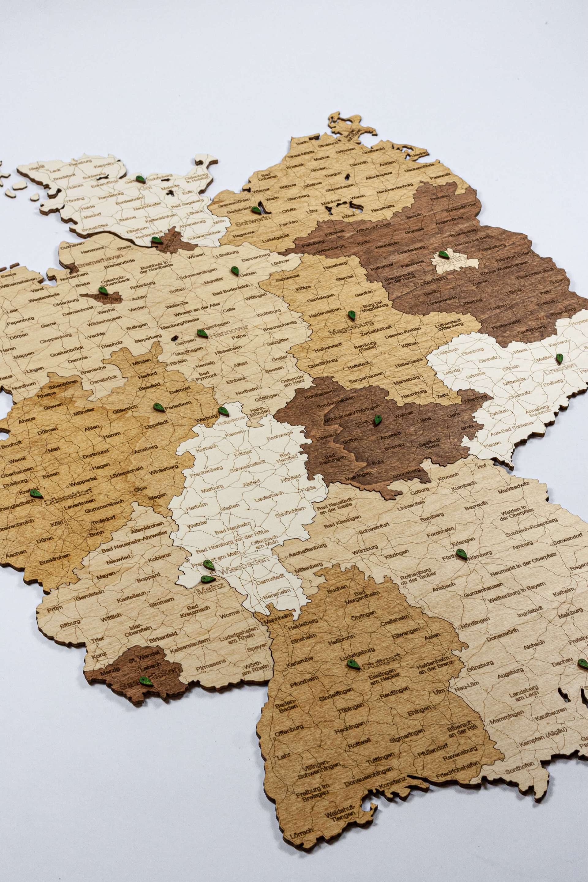 Holzwandkarte von Deutschland - große Wanddekoration