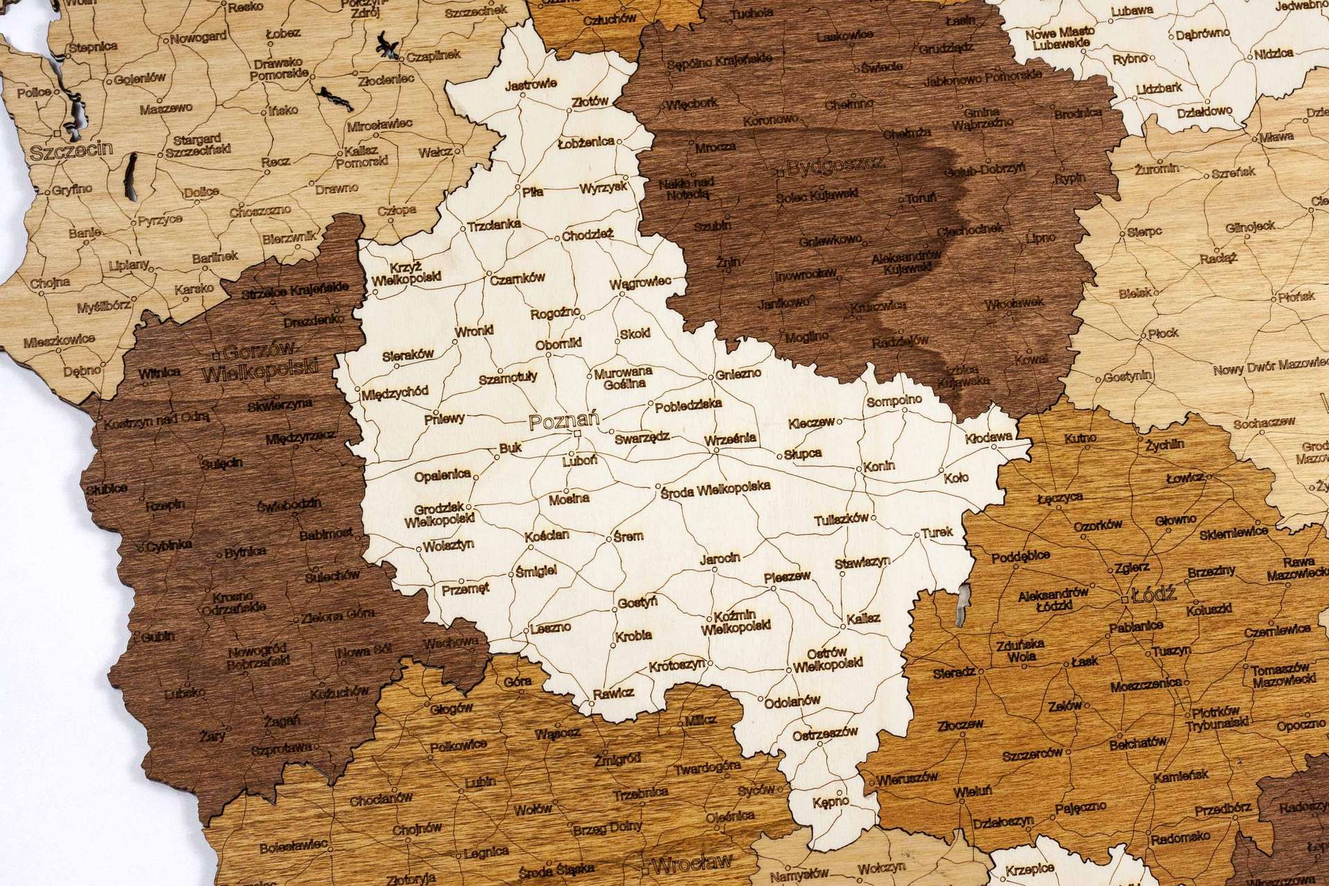 Mapa da Polónia em madeira