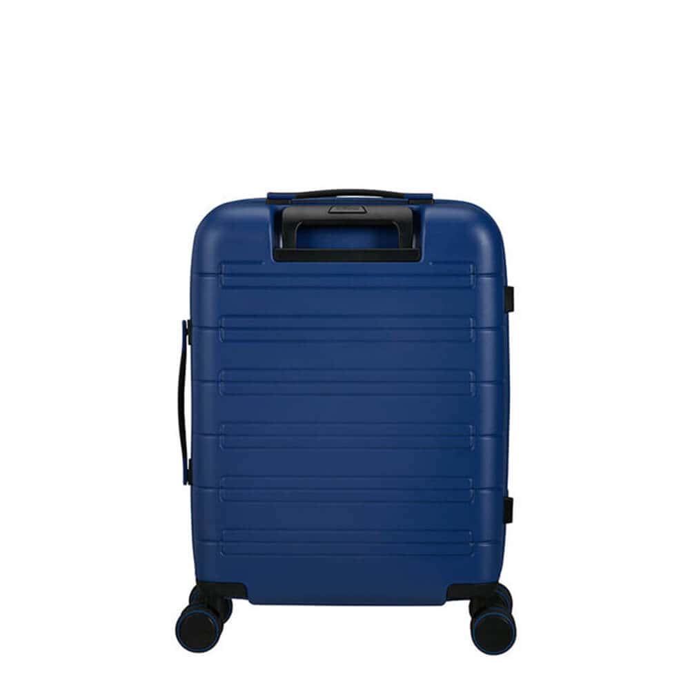 American Tourister - Novastream - Spinner 55 EXP + kannettava tietokone lokero matkalaukkuun