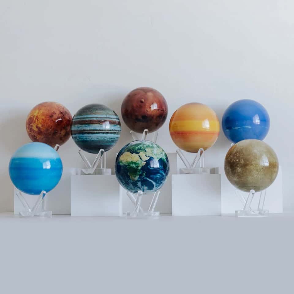 MOVO globi – un piccolo pezzo di mondo che ruota solo per voi