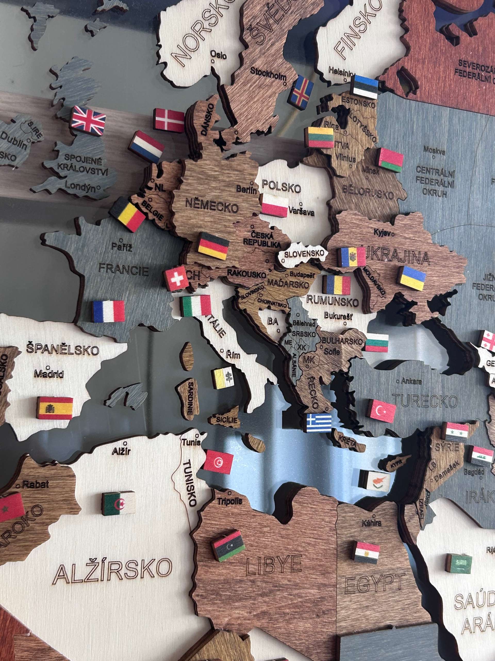 Wooden World Flags | 68travel