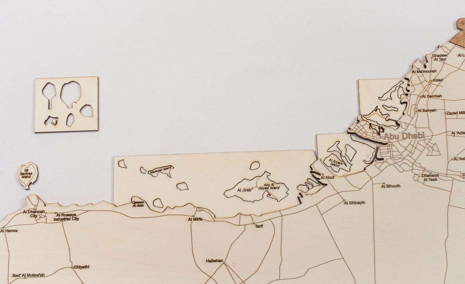 Araabia Ühendemiraadid puidust kaart