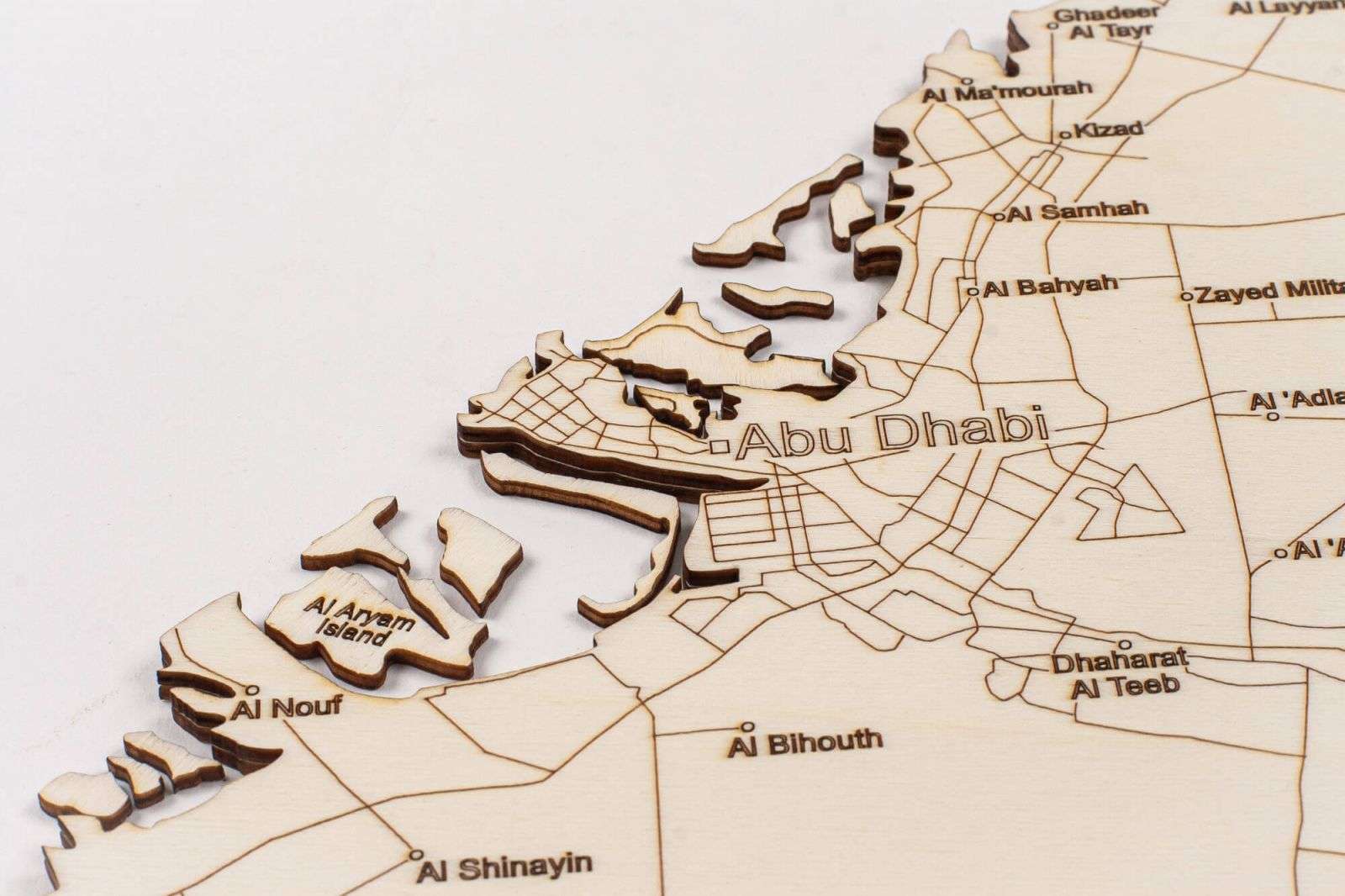 Araabia Ühendemiraadid puidust kaart