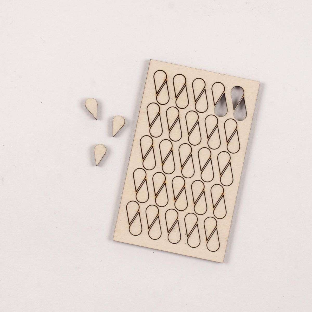 Wooden Map Markers Stickable – Set of 50 (Various Colors)