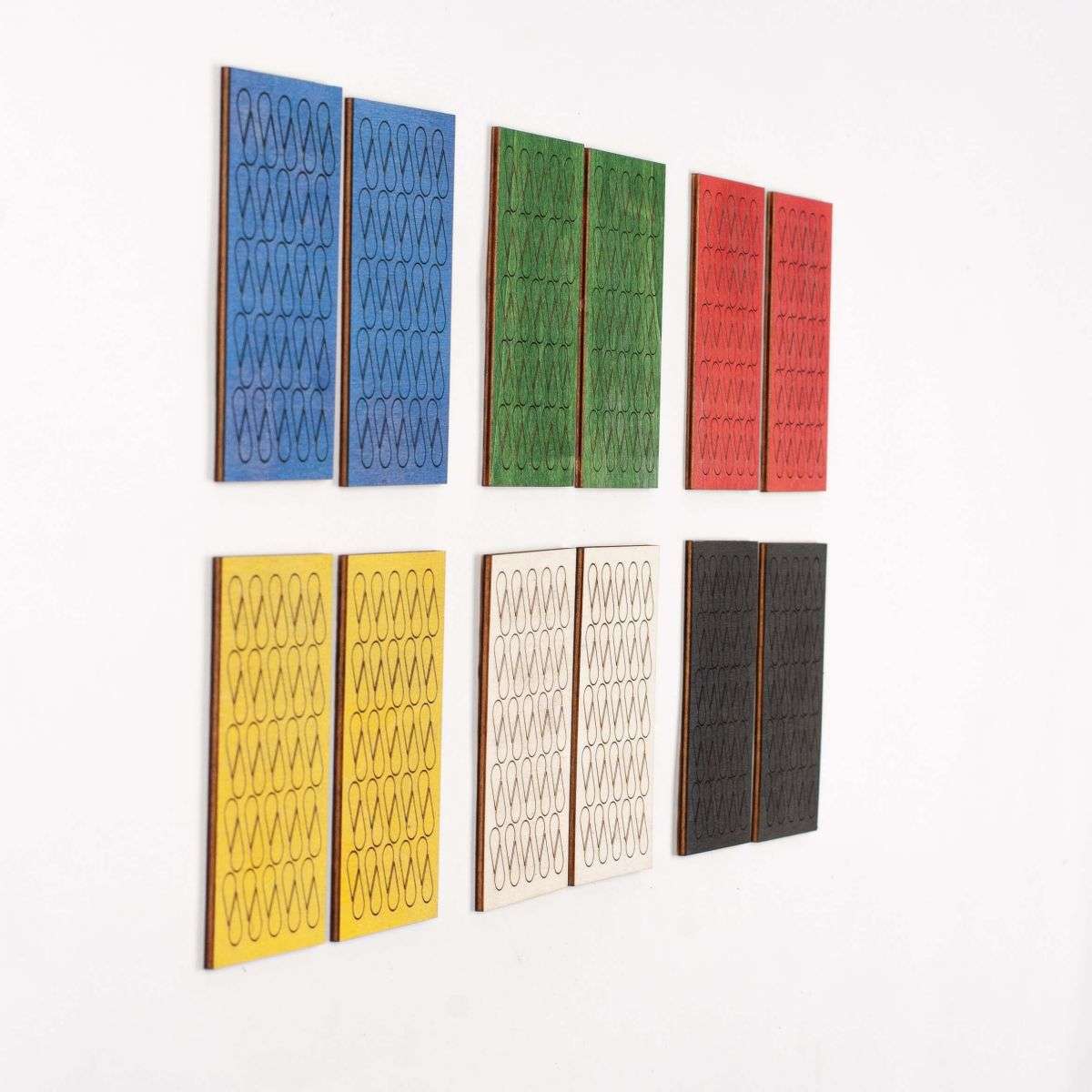 Wooden Map Markers Stickable – Set of 50 (Various Colors)