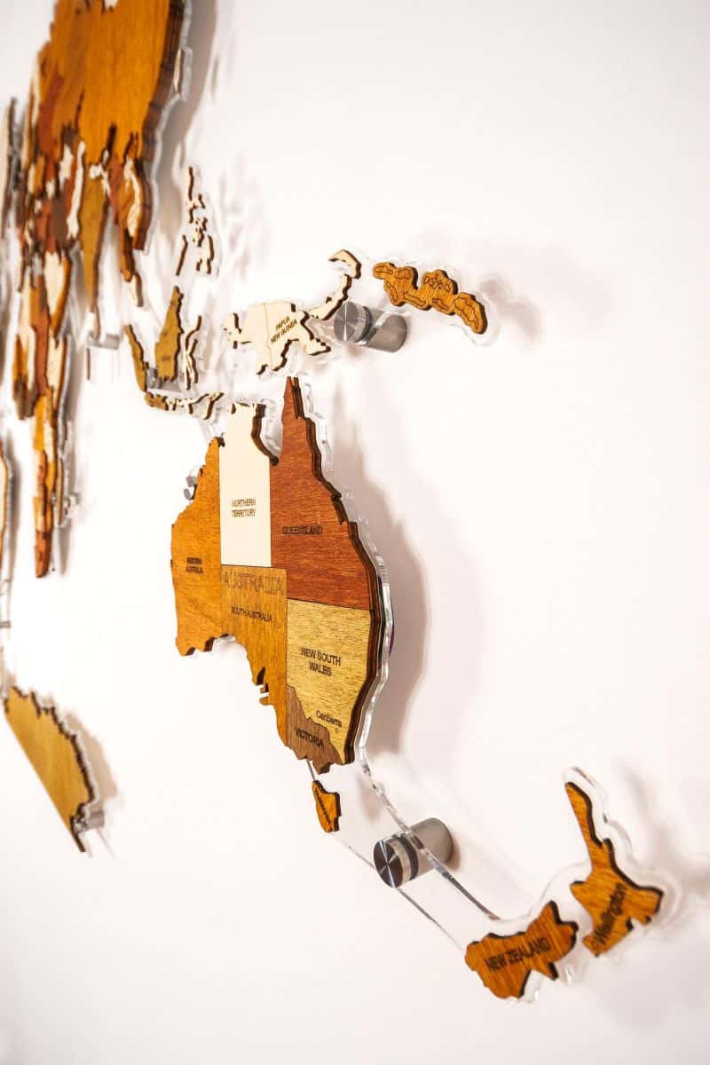 Acrylic base for the wooden world map