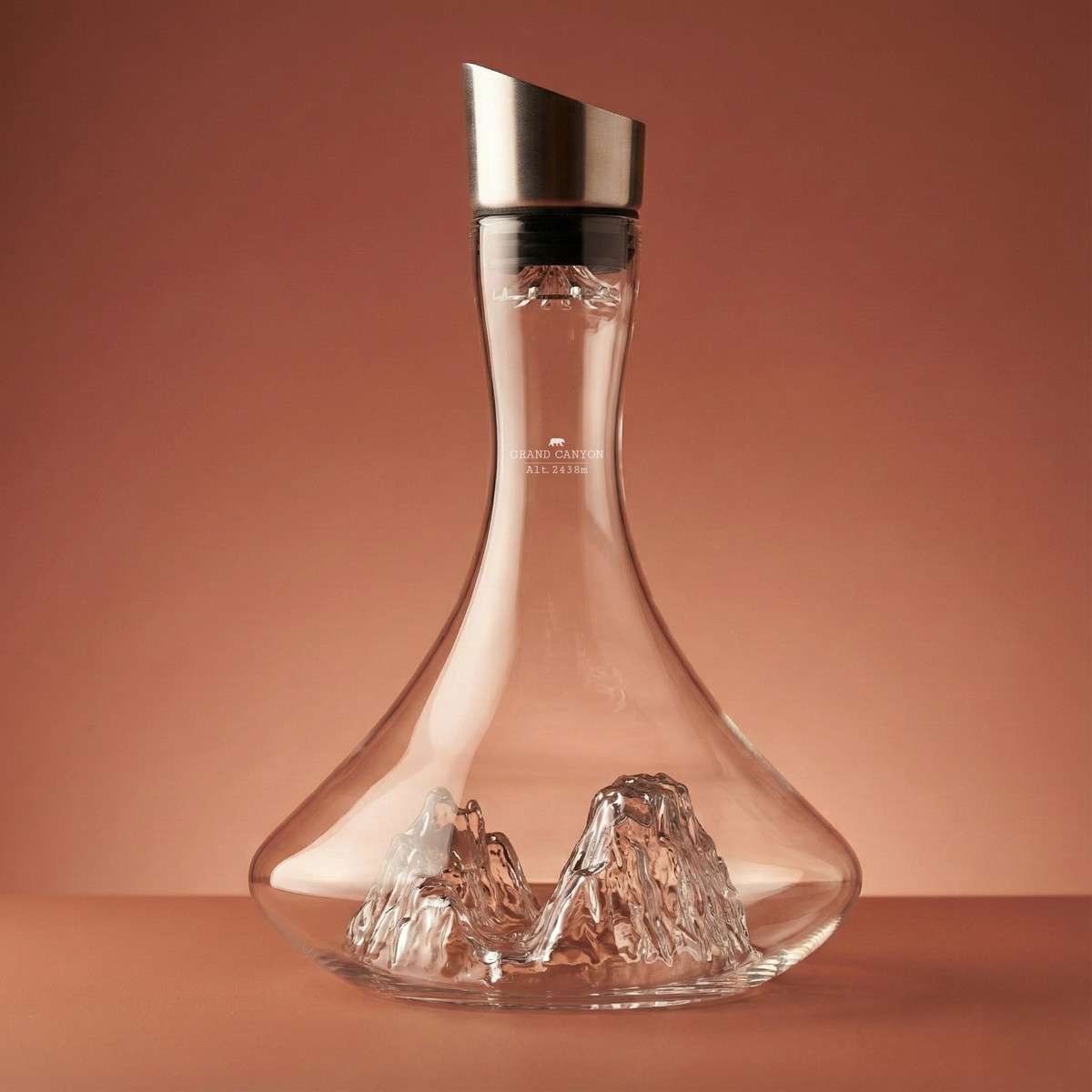 Alaskan Maker Topographic viinikannu