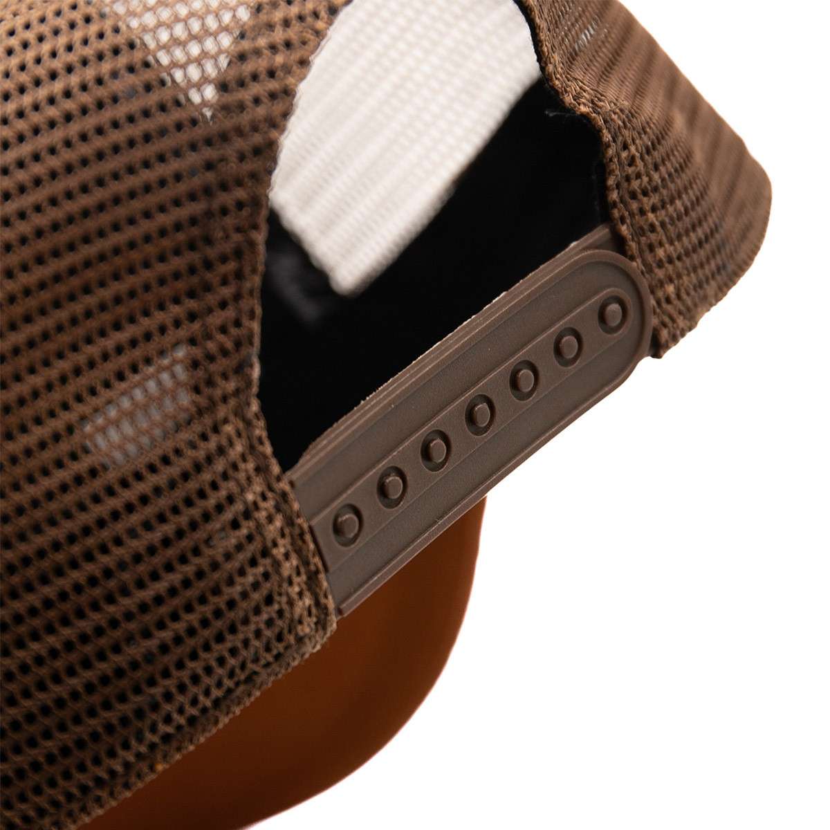 Alaskan Maker trucker capac EXPLORARE