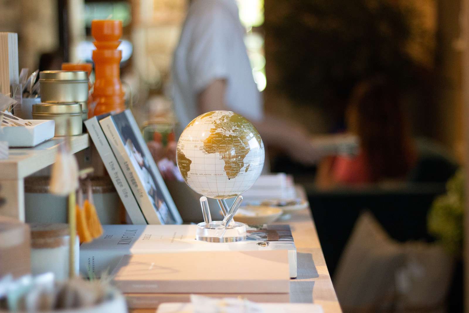 MOVA White and Gold Self Spinning Globe