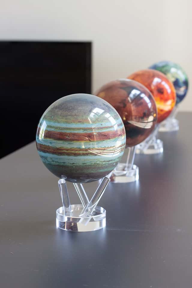 MOVA Jupiter Self Spinning Globe