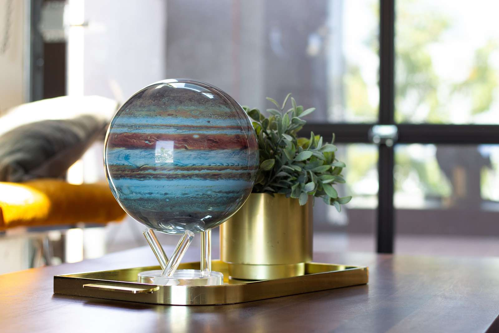 MOVA Jupiter Self Spinning Globe