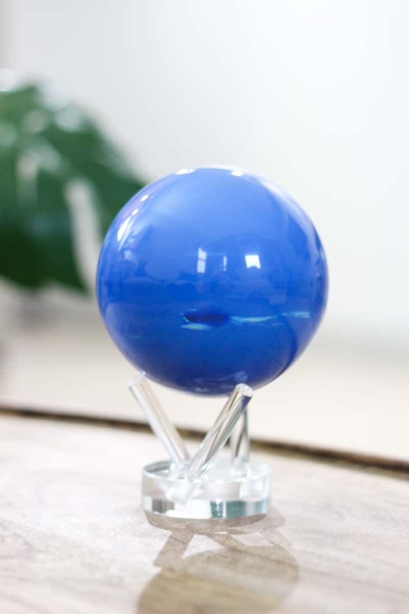 MOVA Neptune self-rotating globe