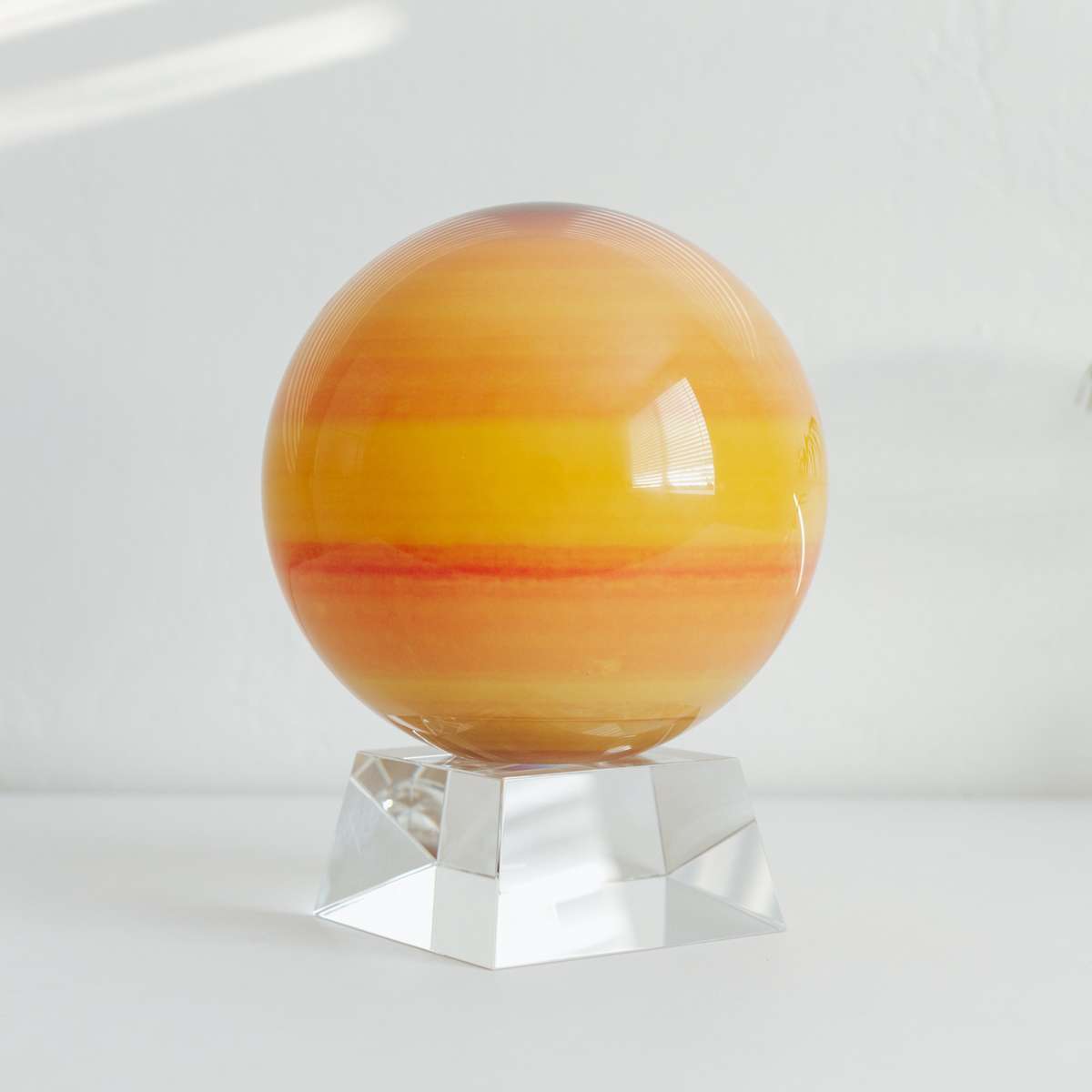 MOVA Saturn Self Spinning Globe