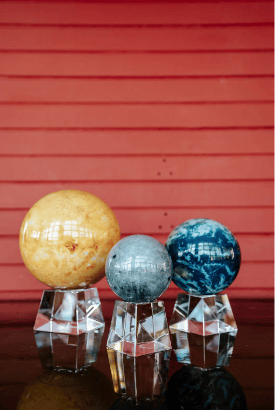 MOVA Sun self-rotating globe