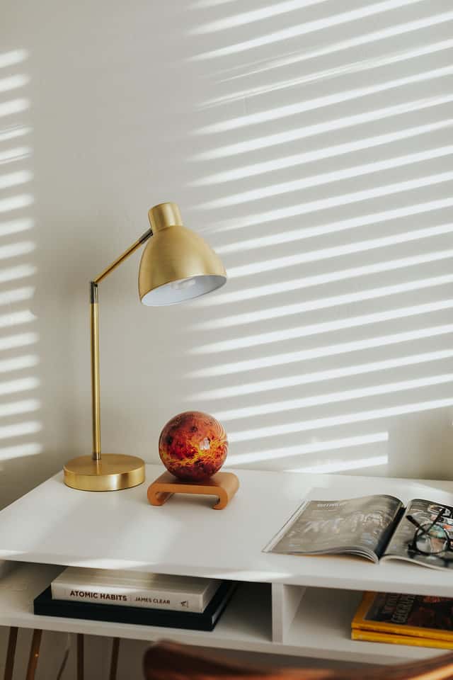 MOVA Venus Self Spinning Globe