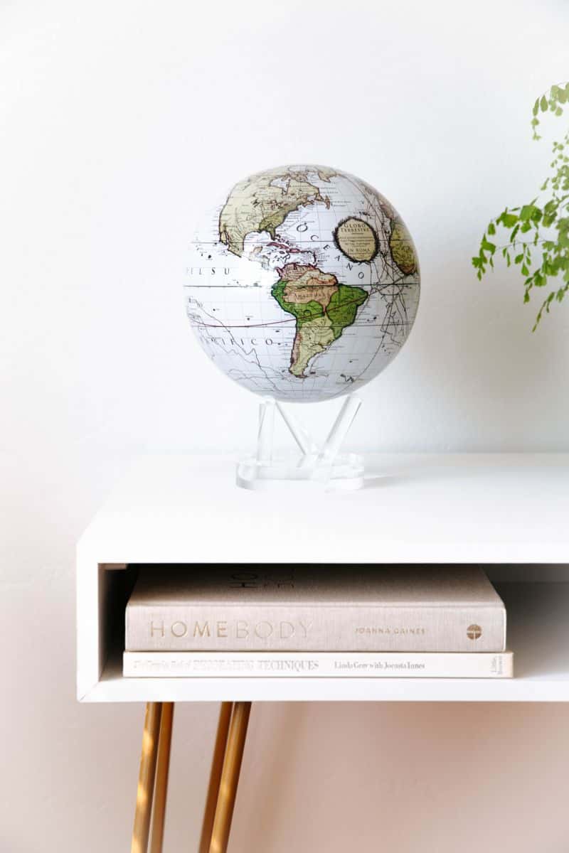 MOVA Globe White Antique Terrestrial magnetic globe