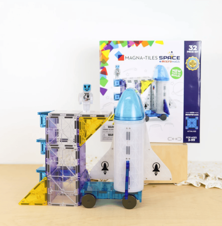 Magna-Tiles Space 32-Piece Magnetic Construction Set