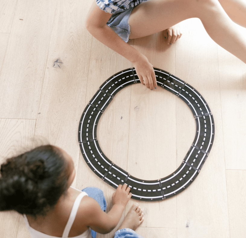 Magna-Tiles Roads 12-Piece Set