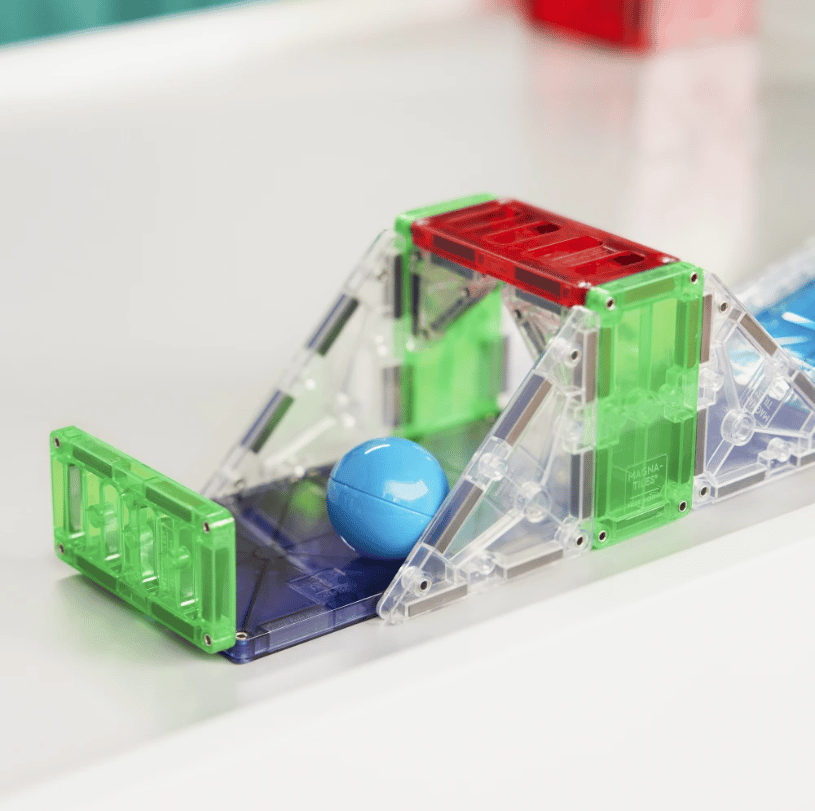 Magna-Tiles Magnetic Rail Racers Deluxe 90 pieces