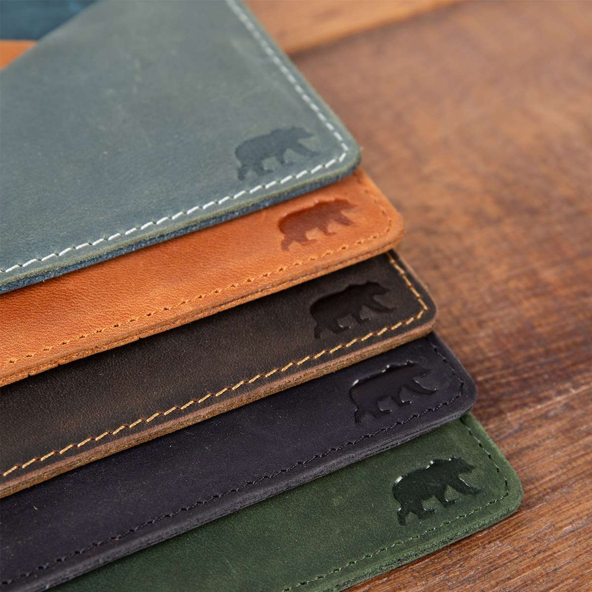 Alaskan Maker BROOKS ultra tanki kožni etui za kartice