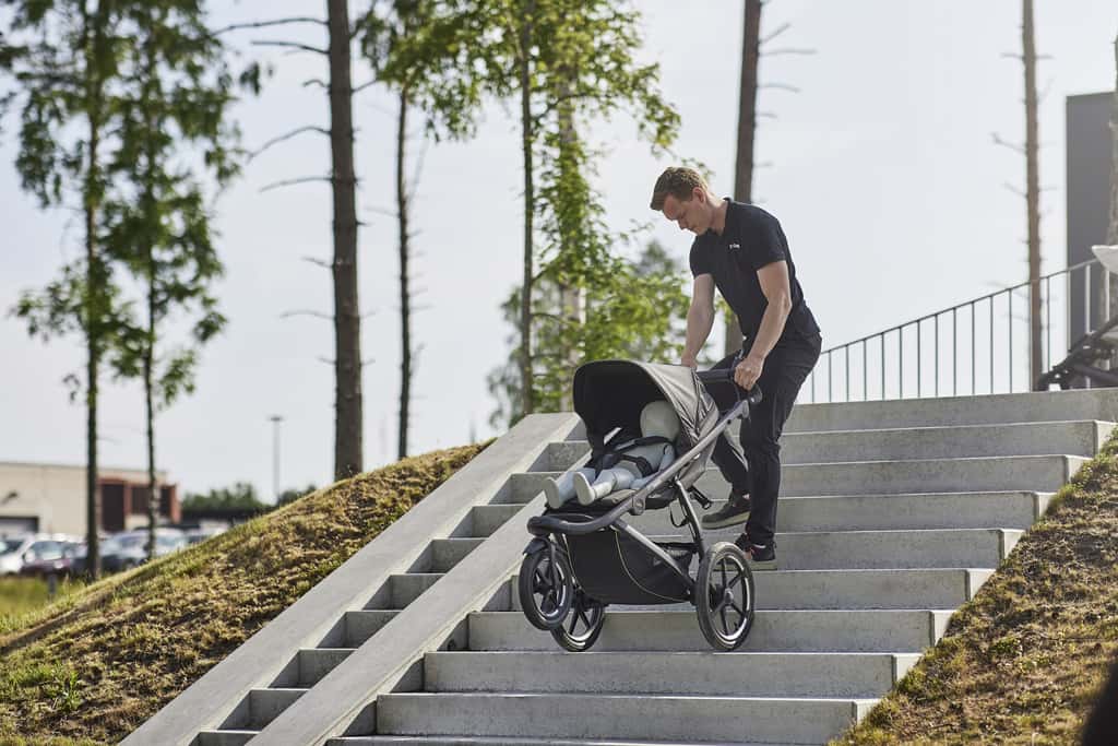 Thule Urban Glide 3 kolica s magnetskom kopčom
