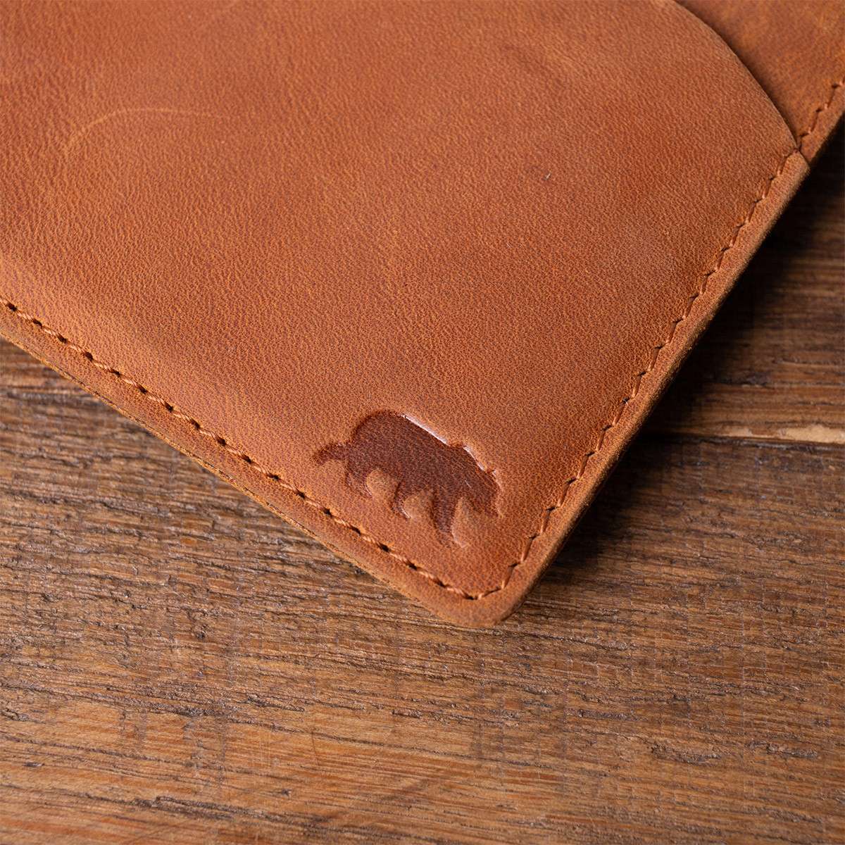 Alaskan Maker BROOKS ultra tanki kožni etui za kartice