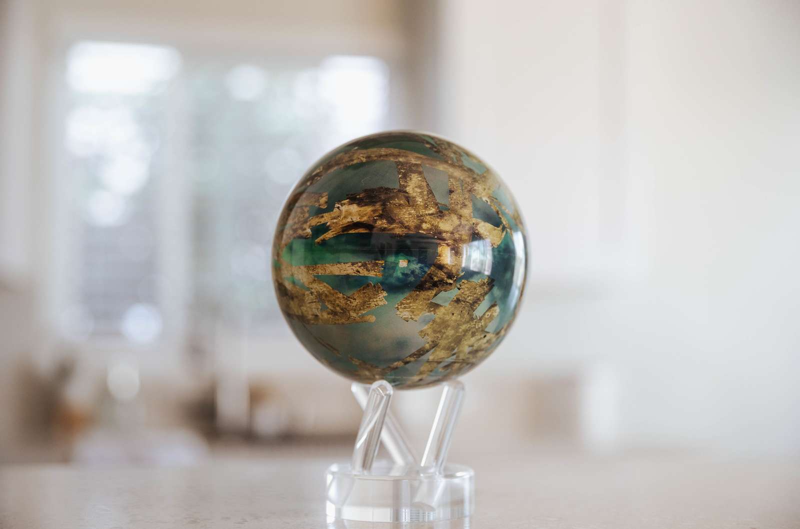 MOVA Titan self-rotating globe