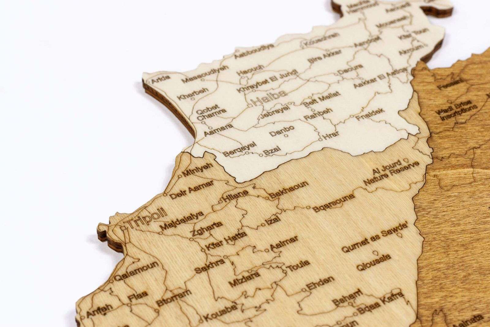 Hartă din lemn a Libanului