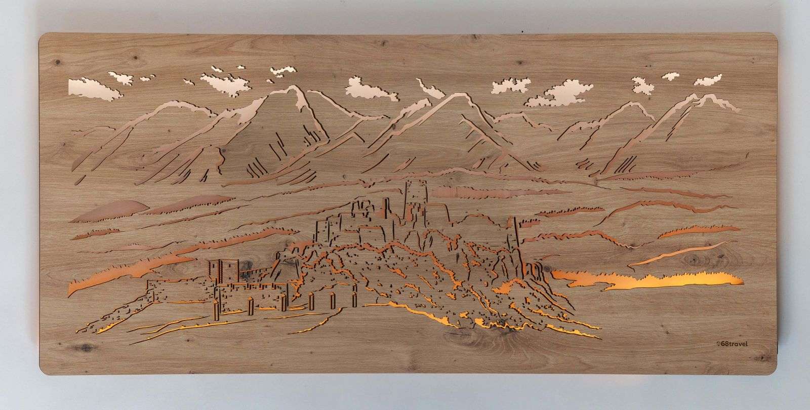 Castello con i Tatra - arte murale illuminata