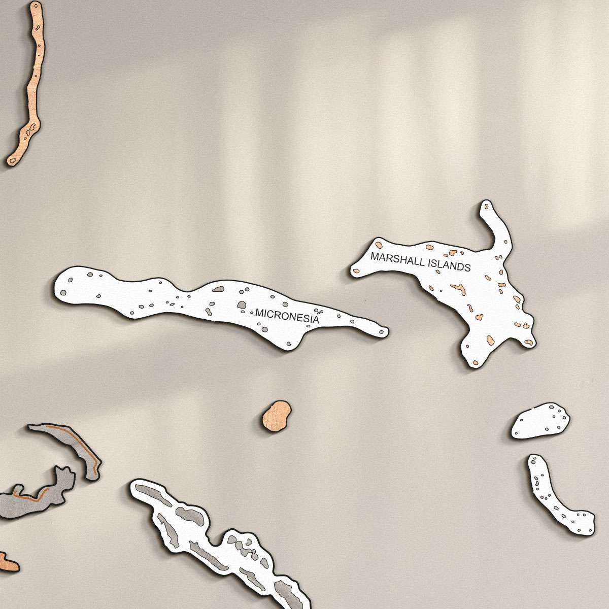 Bunte Holzinseln - exotisch, arktisch und abgelegen