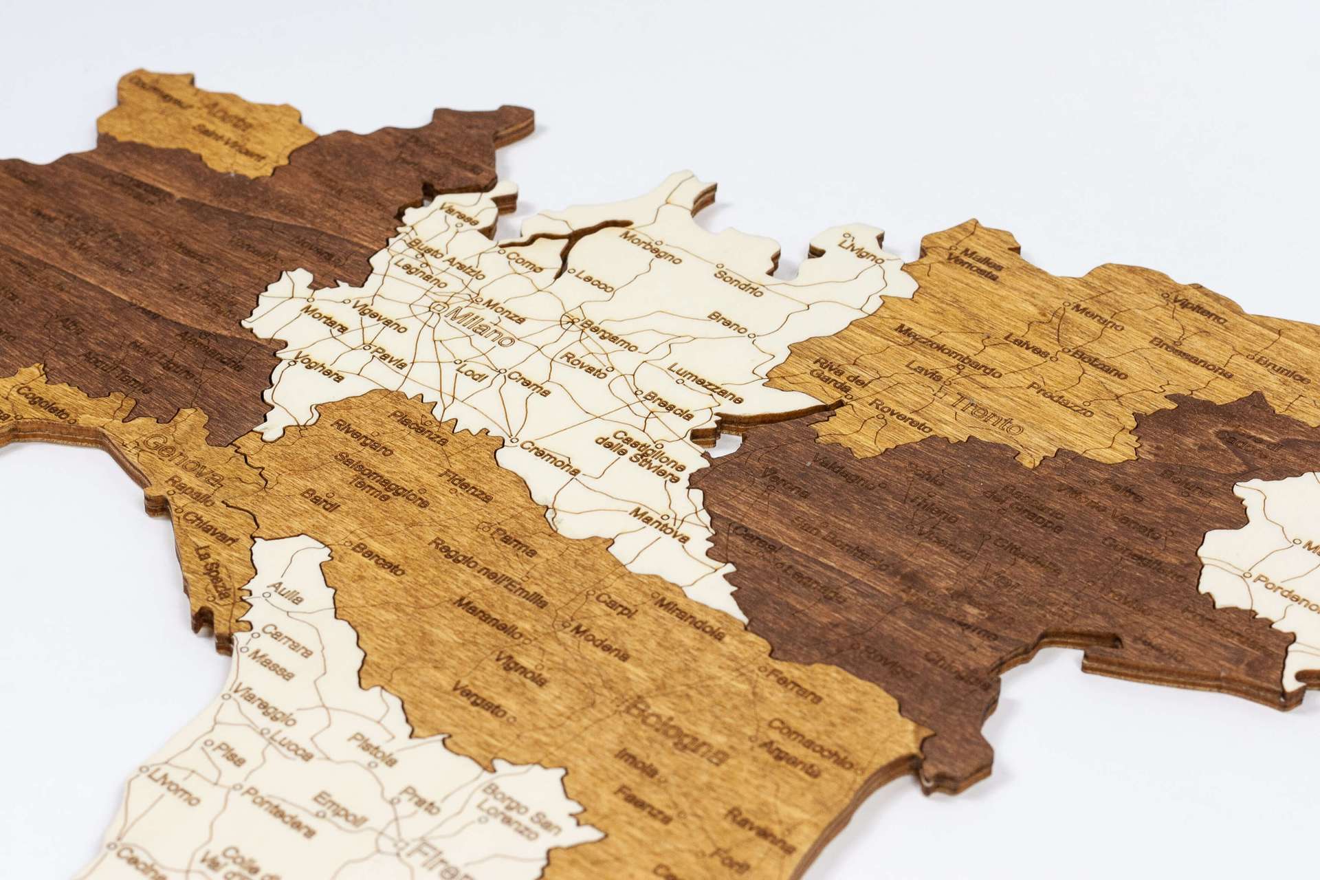 Wooden Map of Italy
