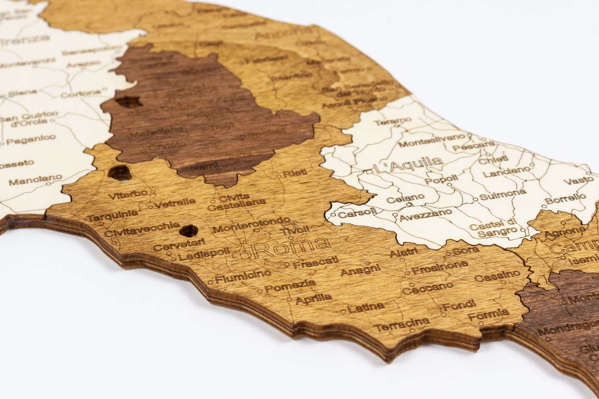 Harta din lemn a Italiei