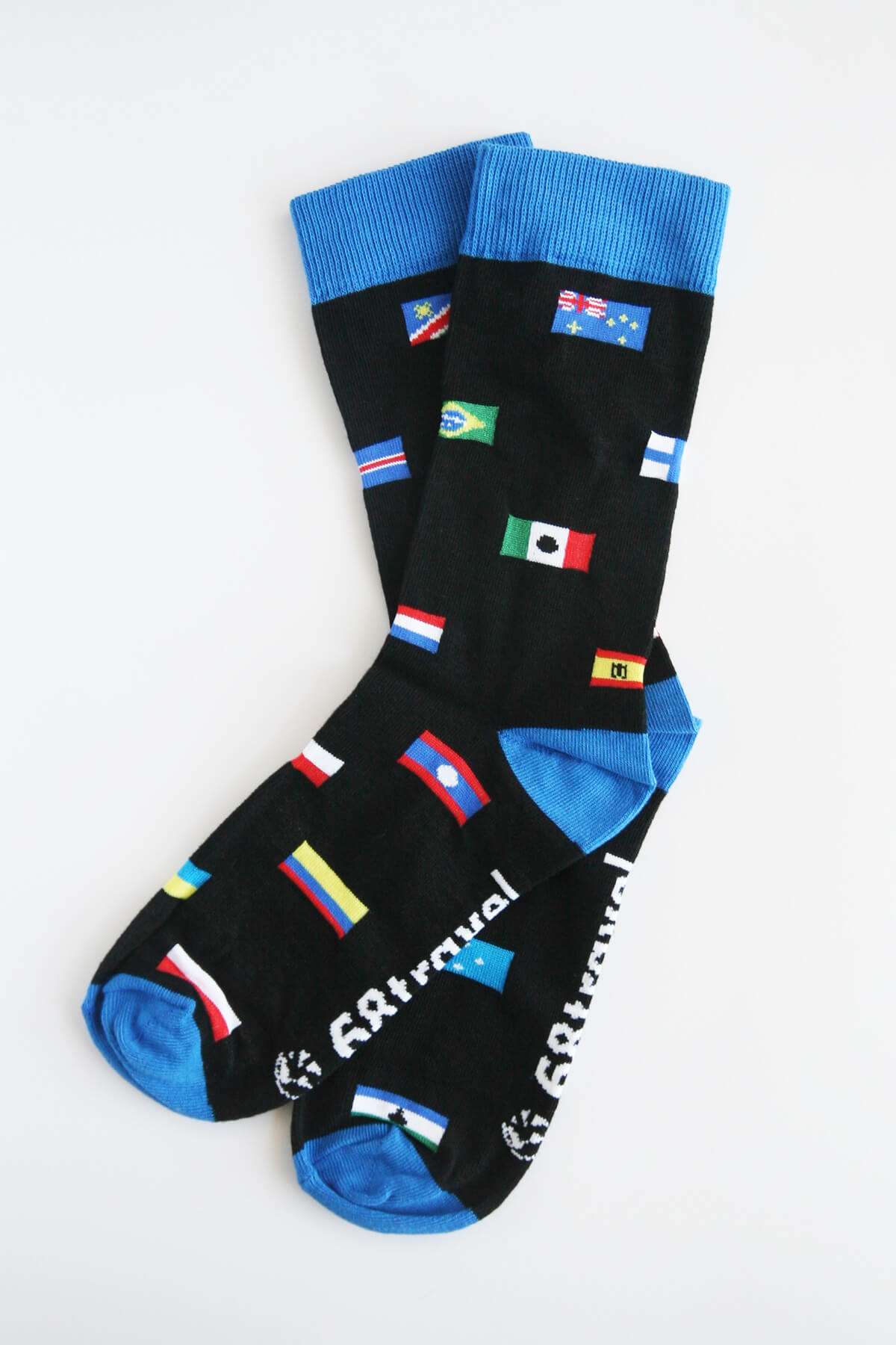 Unisex Socks for Travellers - World Flags or Cityscape Motifs