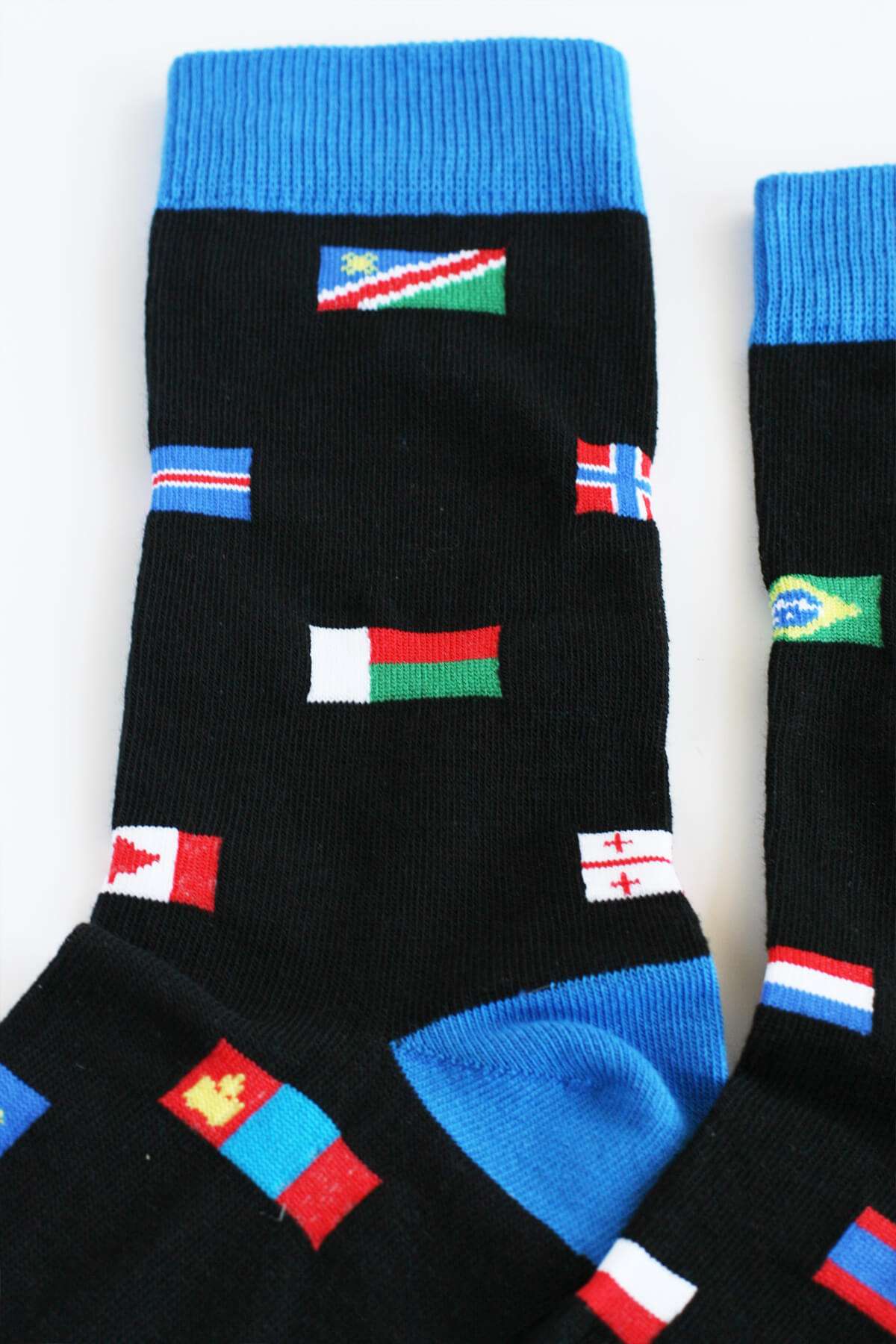 Skarpety unisex dla podróżników - flagi świata lub motywy miejskie