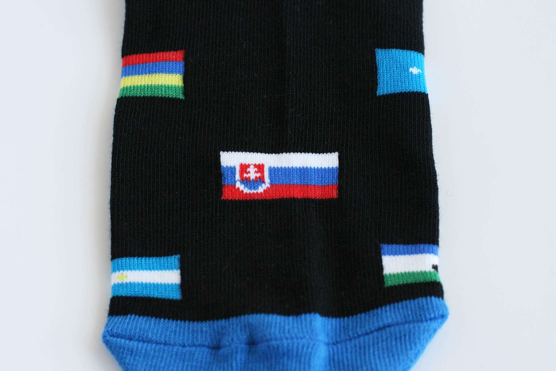 Skarpety unisex dla podróżników - flagi świata lub motywy miejskie