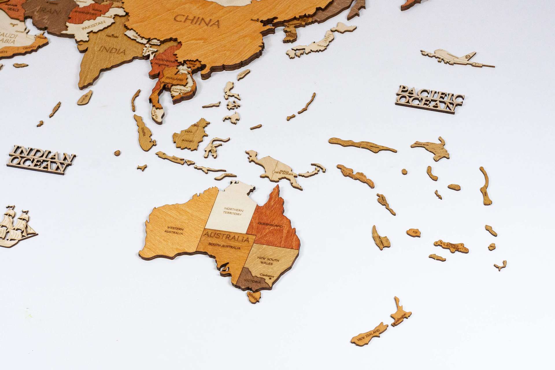 Wooden World Map Wall Decoration