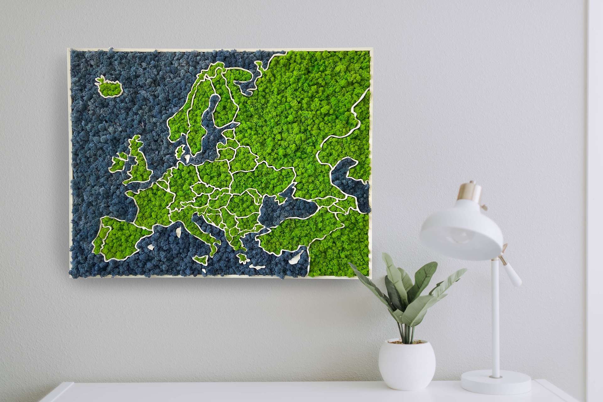 Moss 3D Map of Europe - natural Nordic lichen